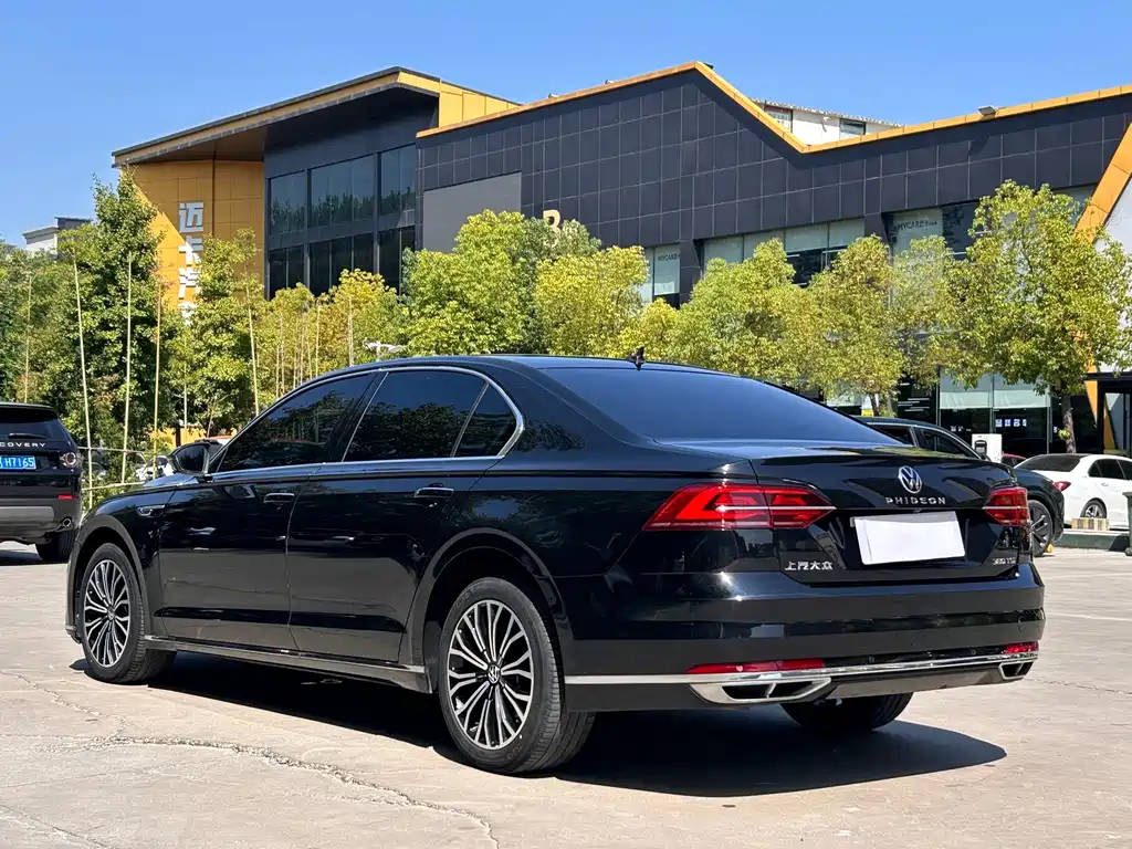 Volkswagen Phideon — фото 5