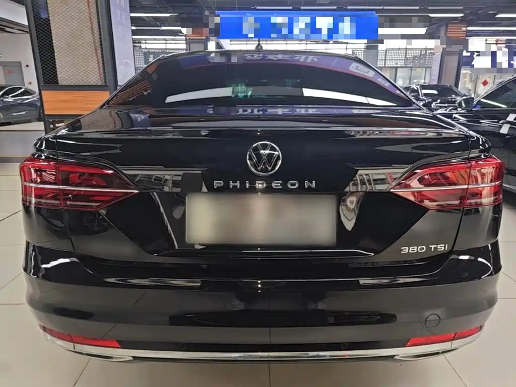 Volkswagen Phideon — фото 6