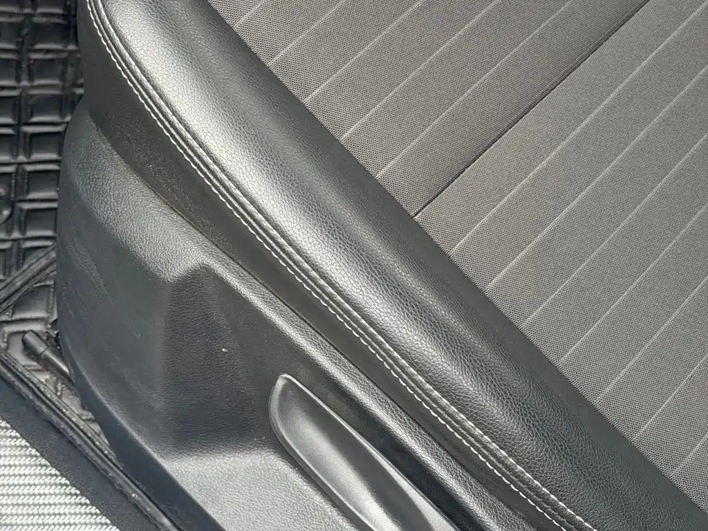 Volkswagen Tiguan — фото 10