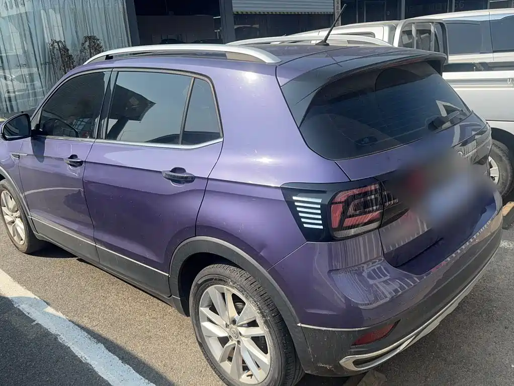 Volkswagen T-Cross — фото 7