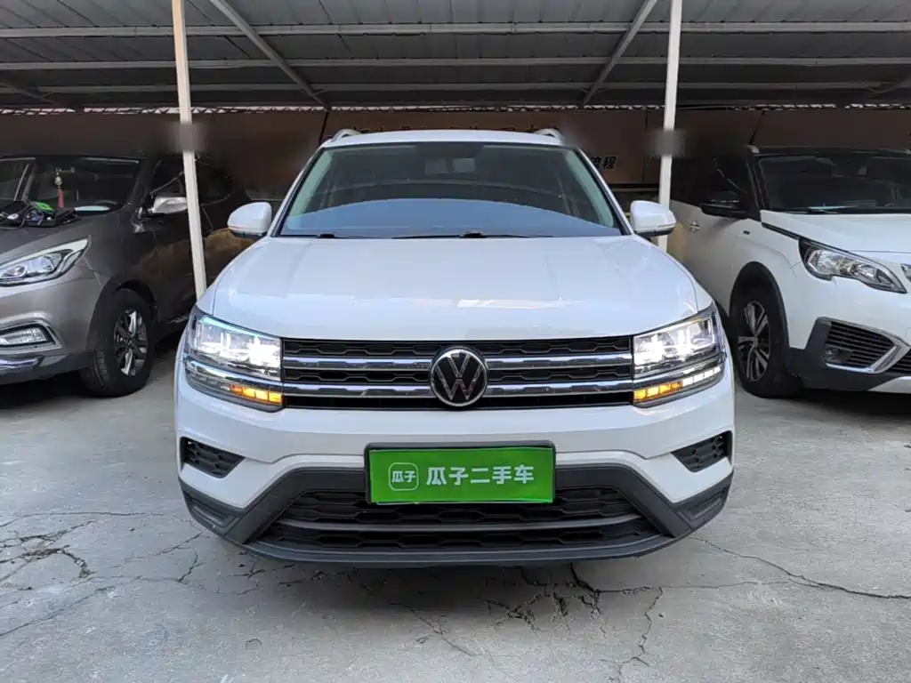 Volkswagen Tharu — фото 2