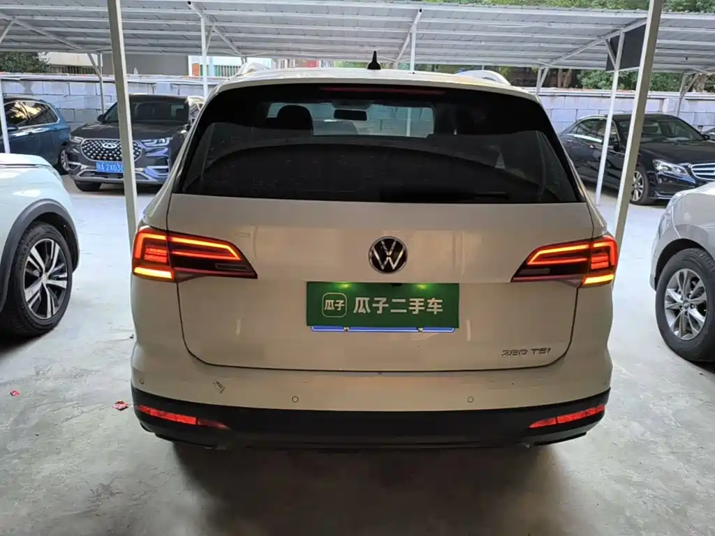 Volkswagen Tharu — фото 5