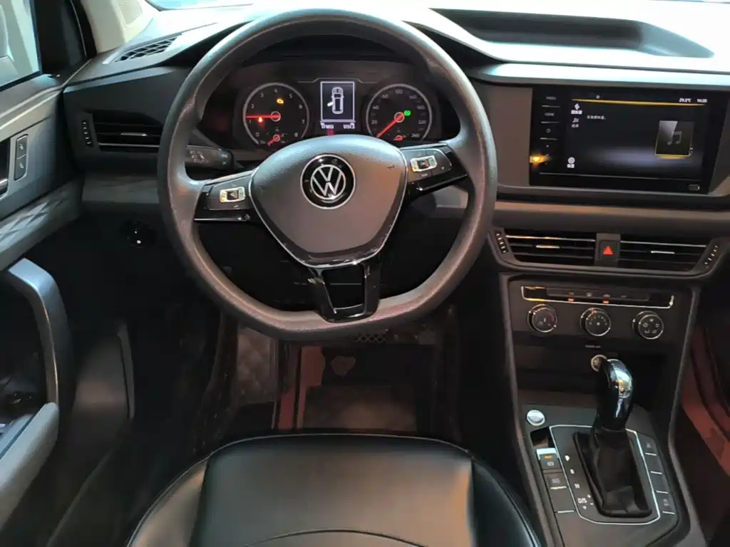 Volkswagen Tharu — фото 10