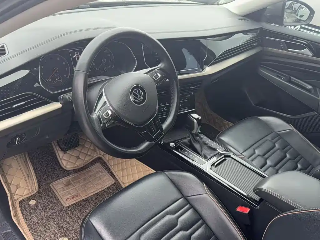 Volkswagen Passat — фото 5