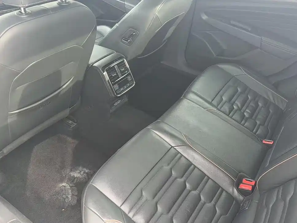 Volkswagen Passat — фото 2