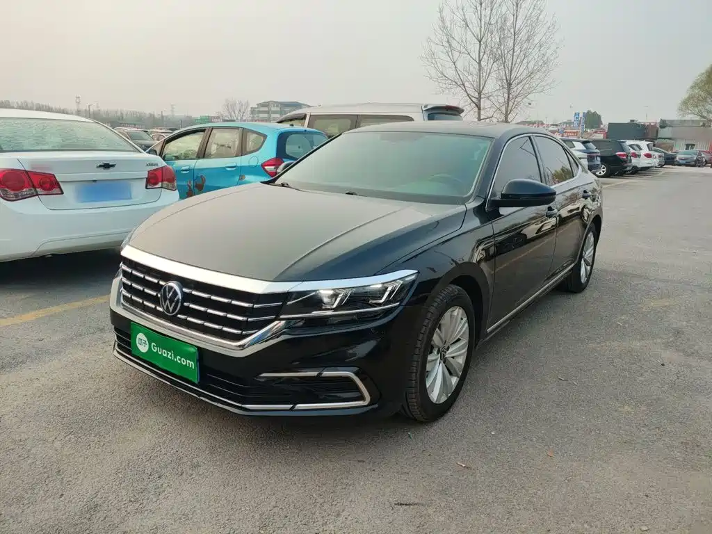 Volkswagen Passat — фото 2