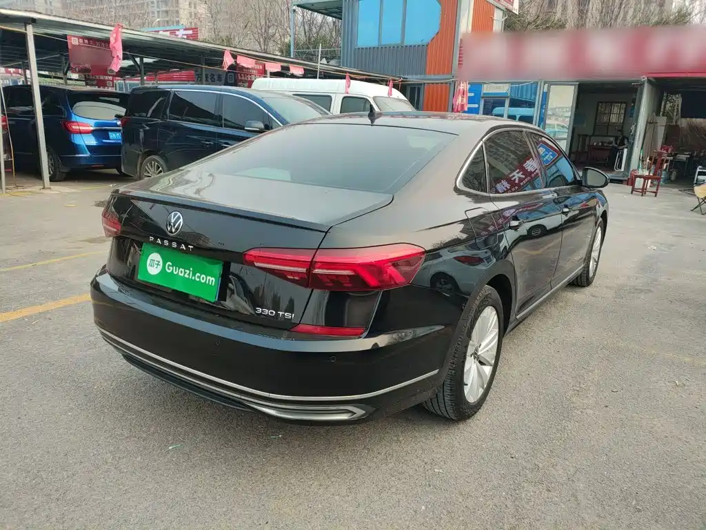 Volkswagen Passat — фото 6