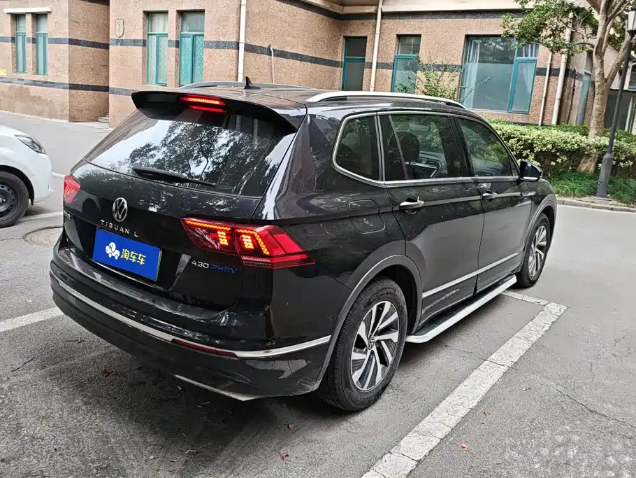 Volkswagen Tiguan L PHEV — фото 3