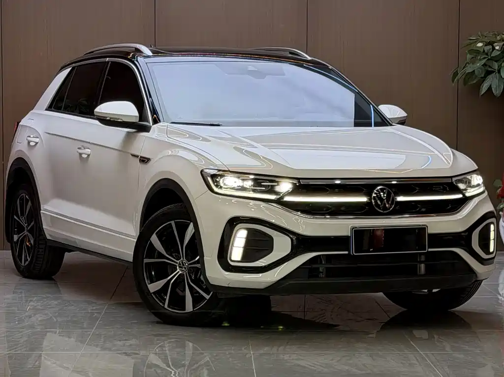 Volkswagen T-Roc — фото 3