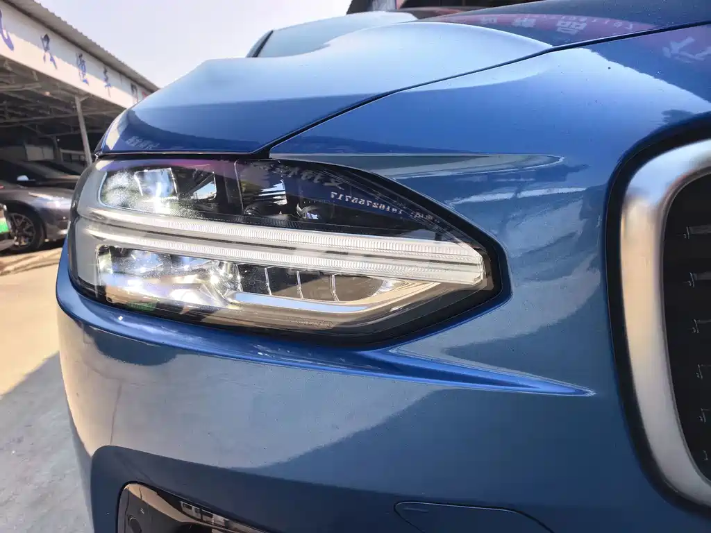 Volvo S90 — фото 4