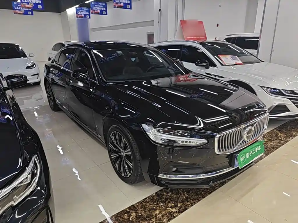 Volvo S90 — фото 3
