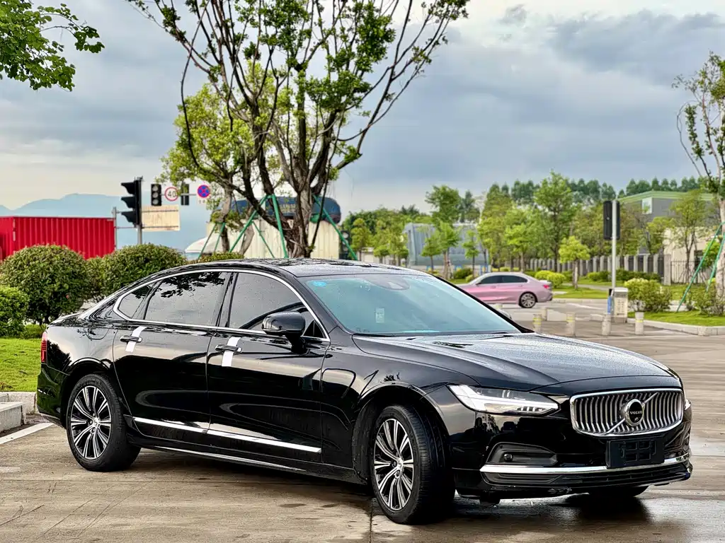 Volvo S90 — фото 3