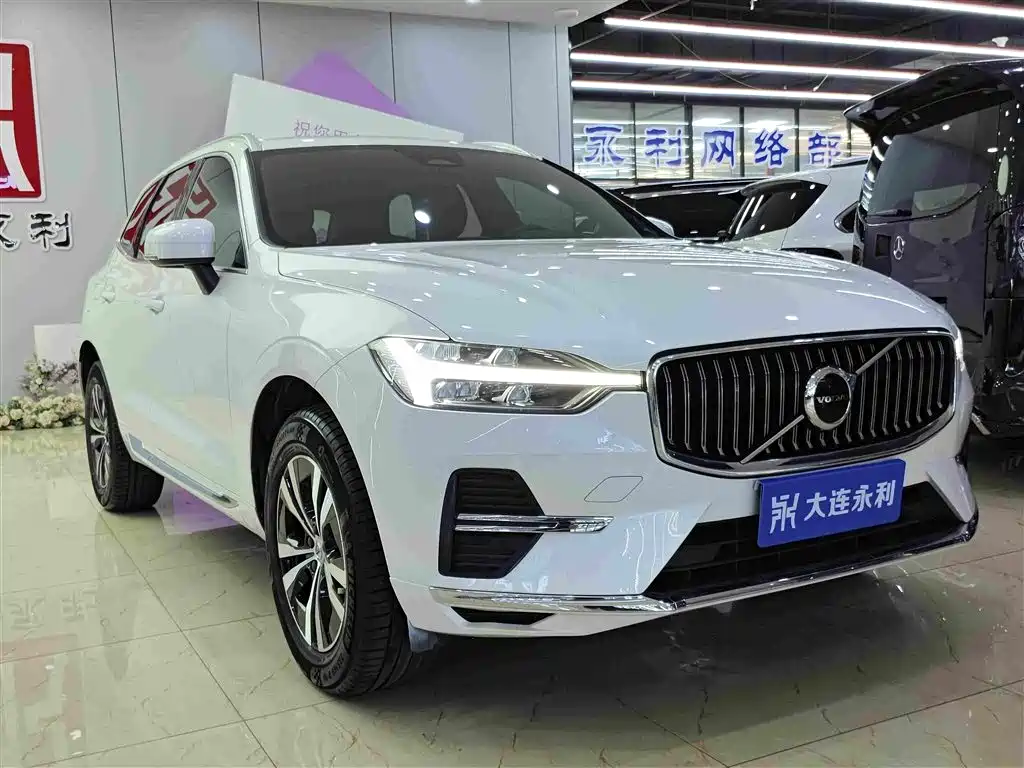 Volvo XC60 — фото 3