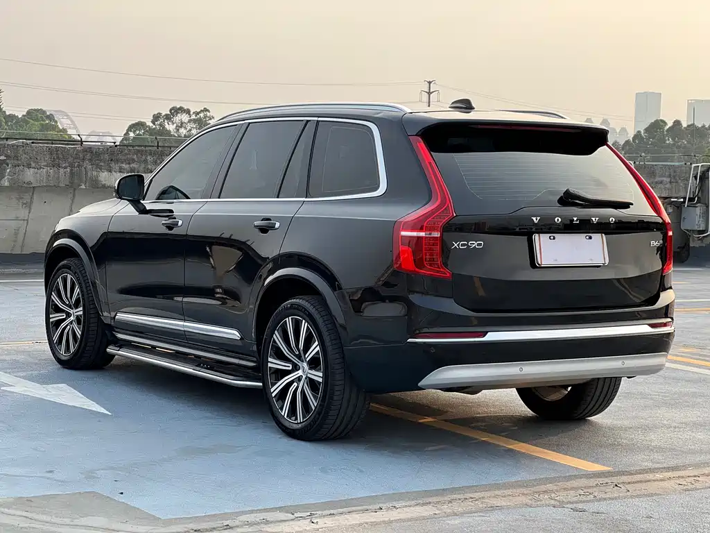 Volvo XC90 — фото 4