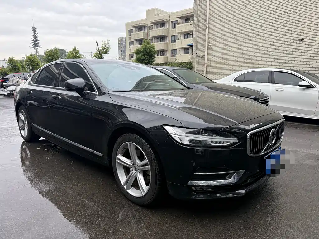 Volvo S90 — фото 3