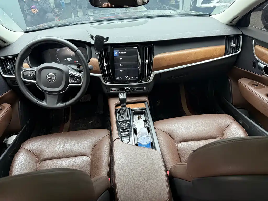 Volvo S90 — фото 5