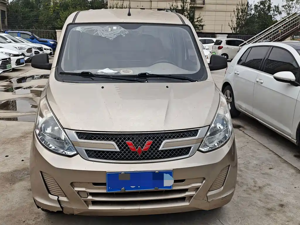 Wuling Rongguang V — фото 2
