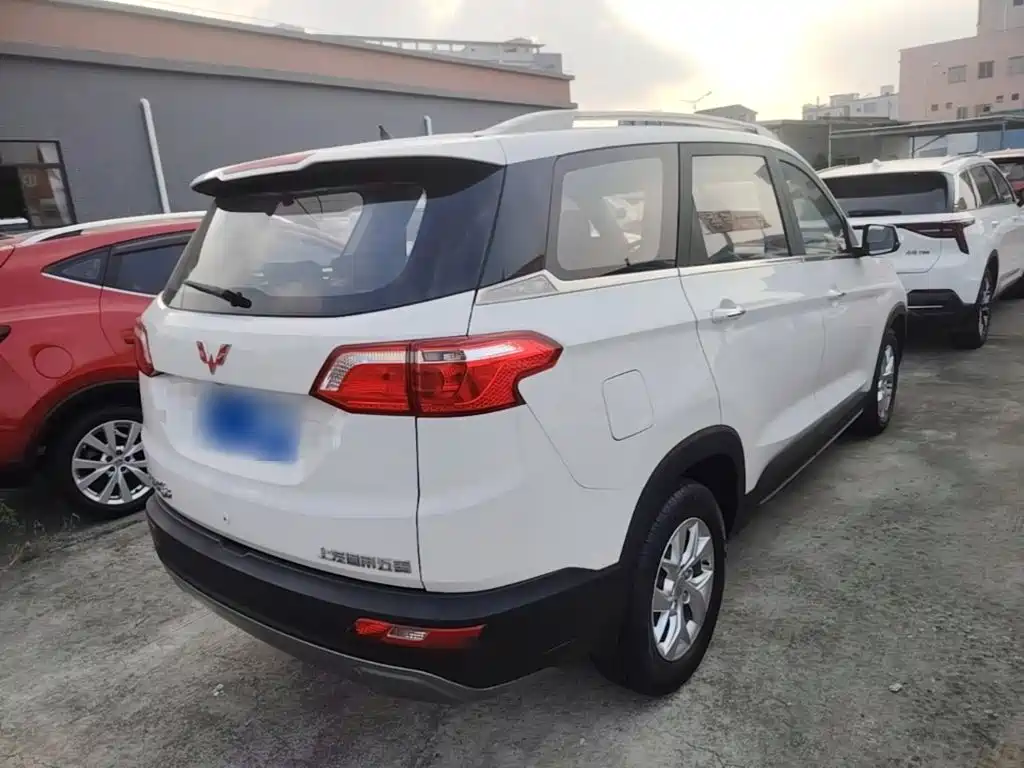 Wuling Hongguang S3 — фото 6