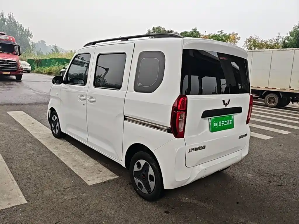 Wuling Zhiguang EV — фото 4
