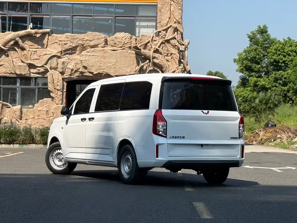 Wuling Zhengcheng — фото 3