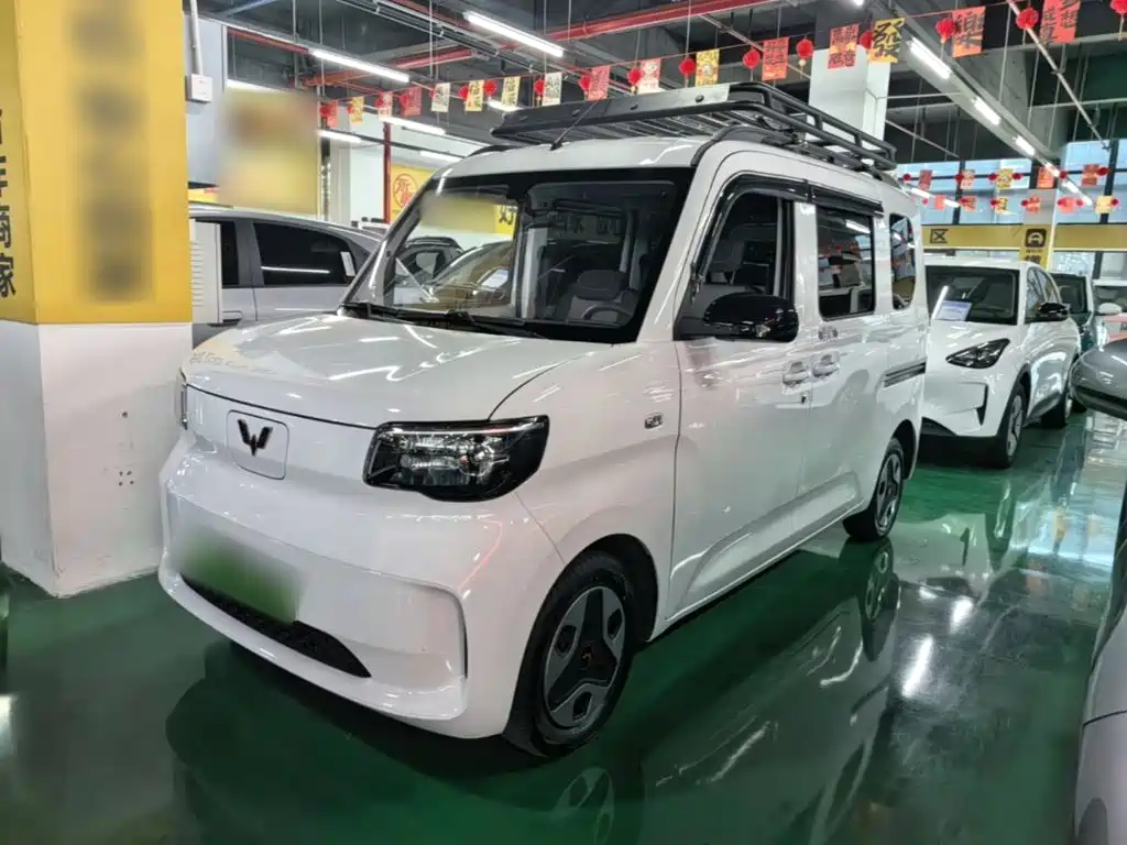 Wuling Zhiguang EV — фото 2