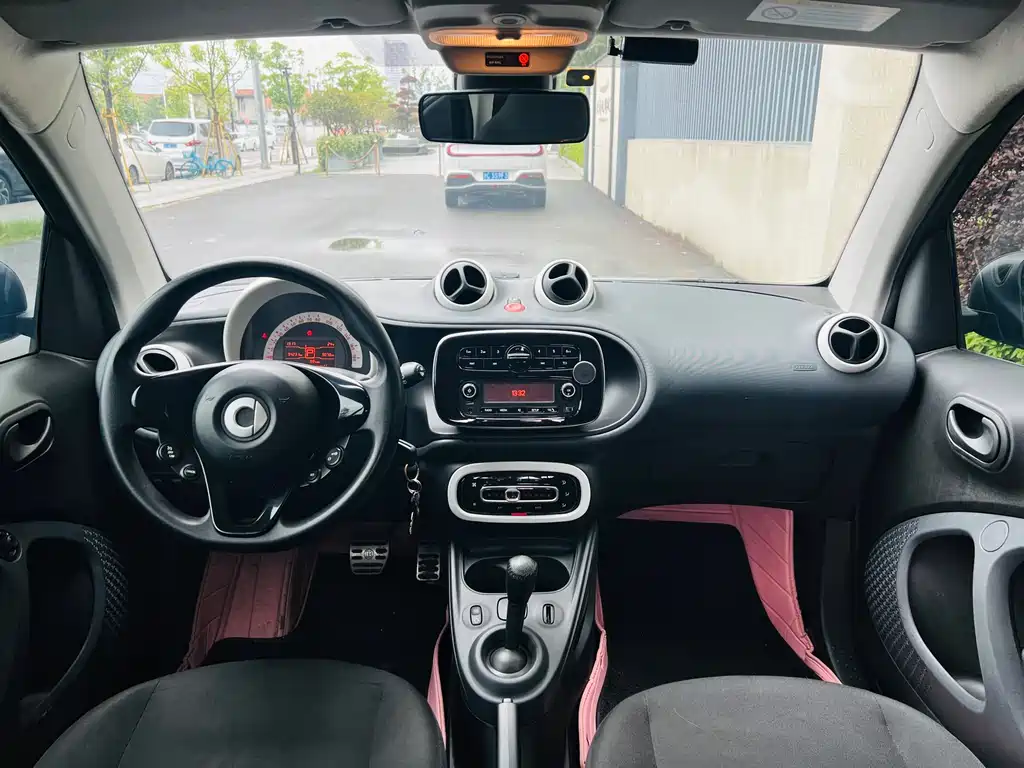 smart Smart Fortwo — фото 8