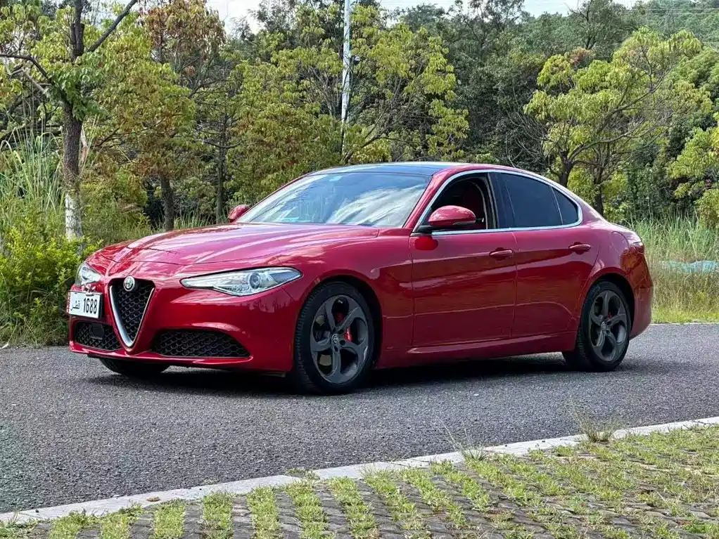 Alfa Romeo Giulia — фото 3