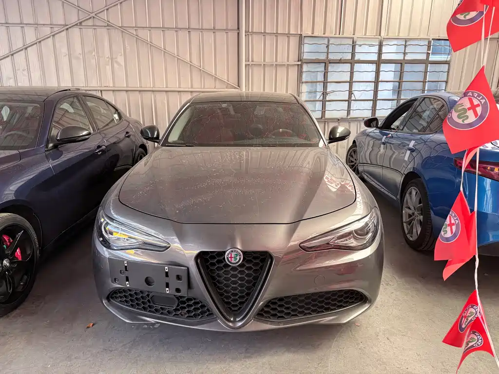 Alfa Romeo Giulia — фото 2