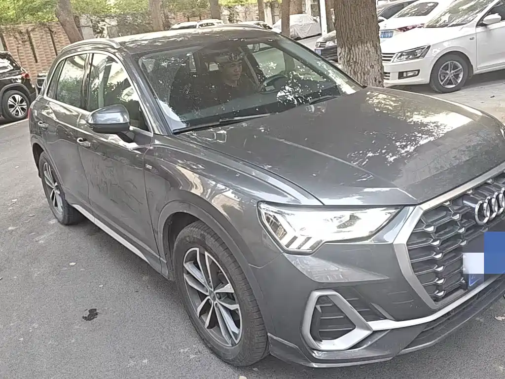 Audi Q3 — фото 3