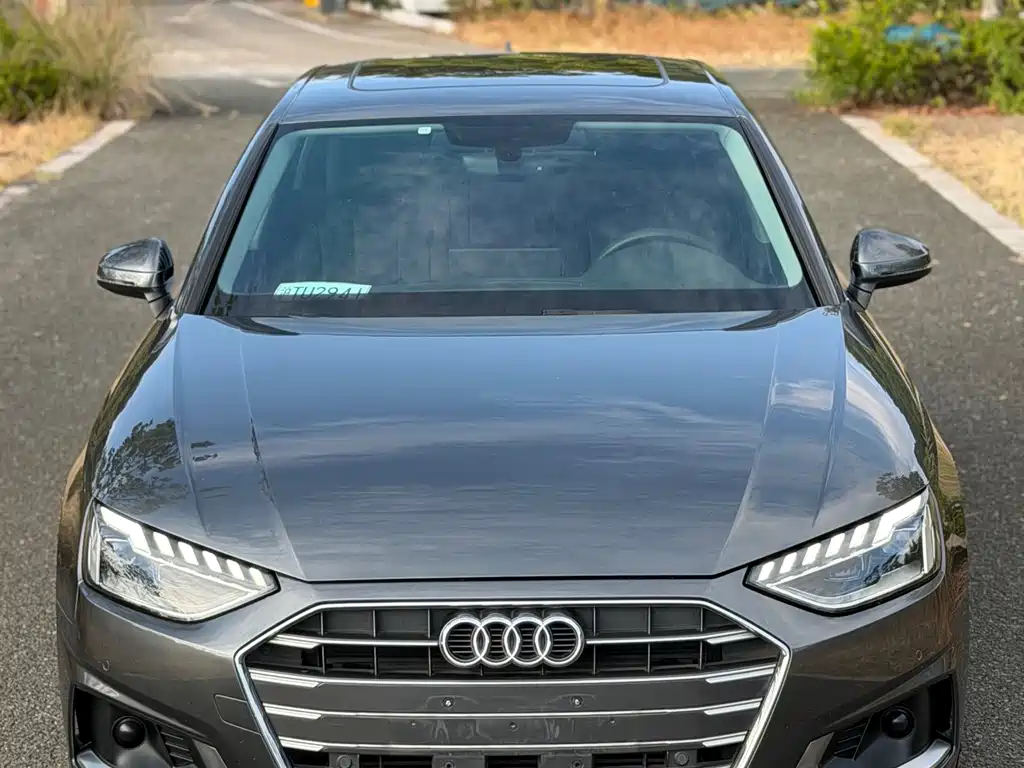 Audi A4L — фото 22