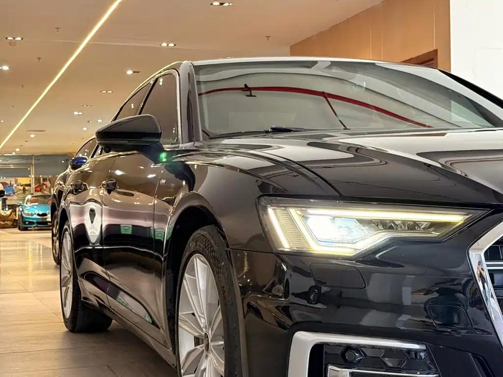 Audi A6L — фото 3