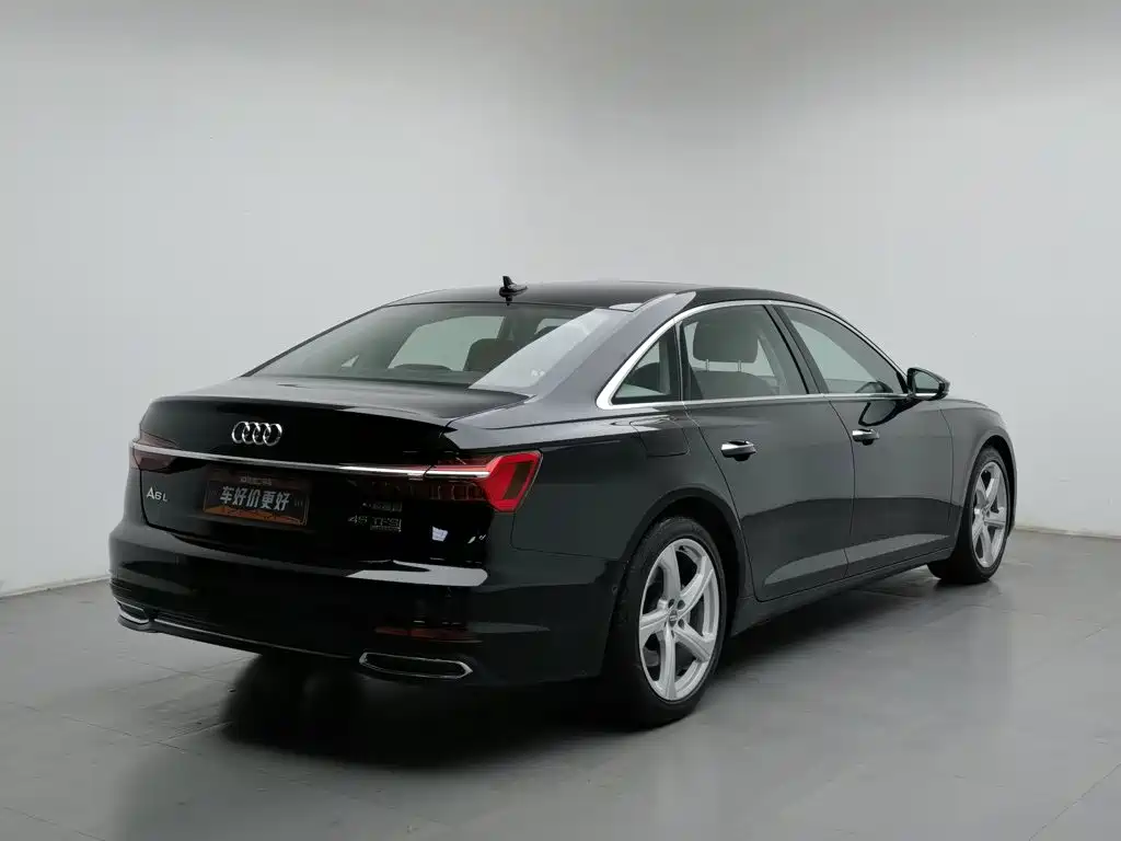 Audi A6L — фото 2