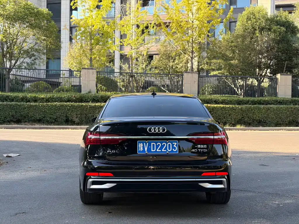 Audi A6L — фото 8