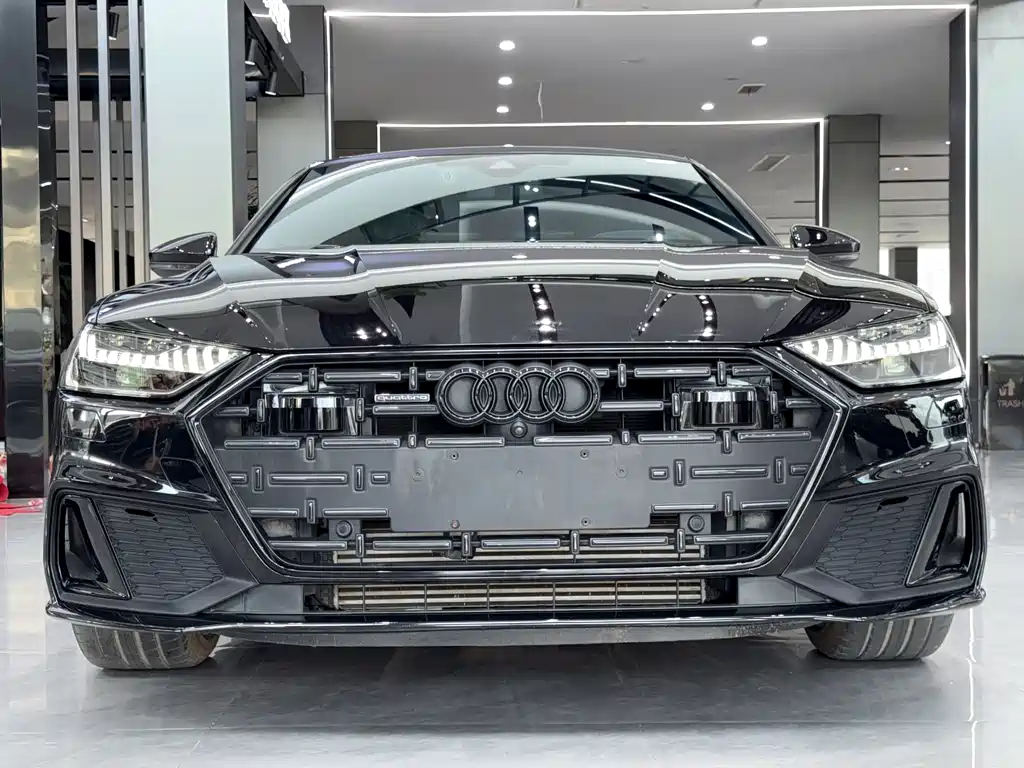 Audi A7L — фото 2