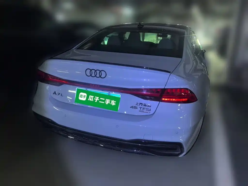 Audi A7L — фото 6