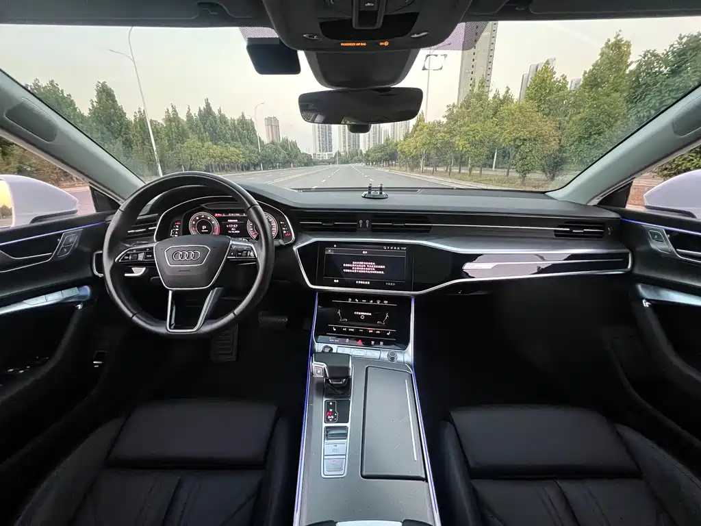 Audi A7 — фото 9