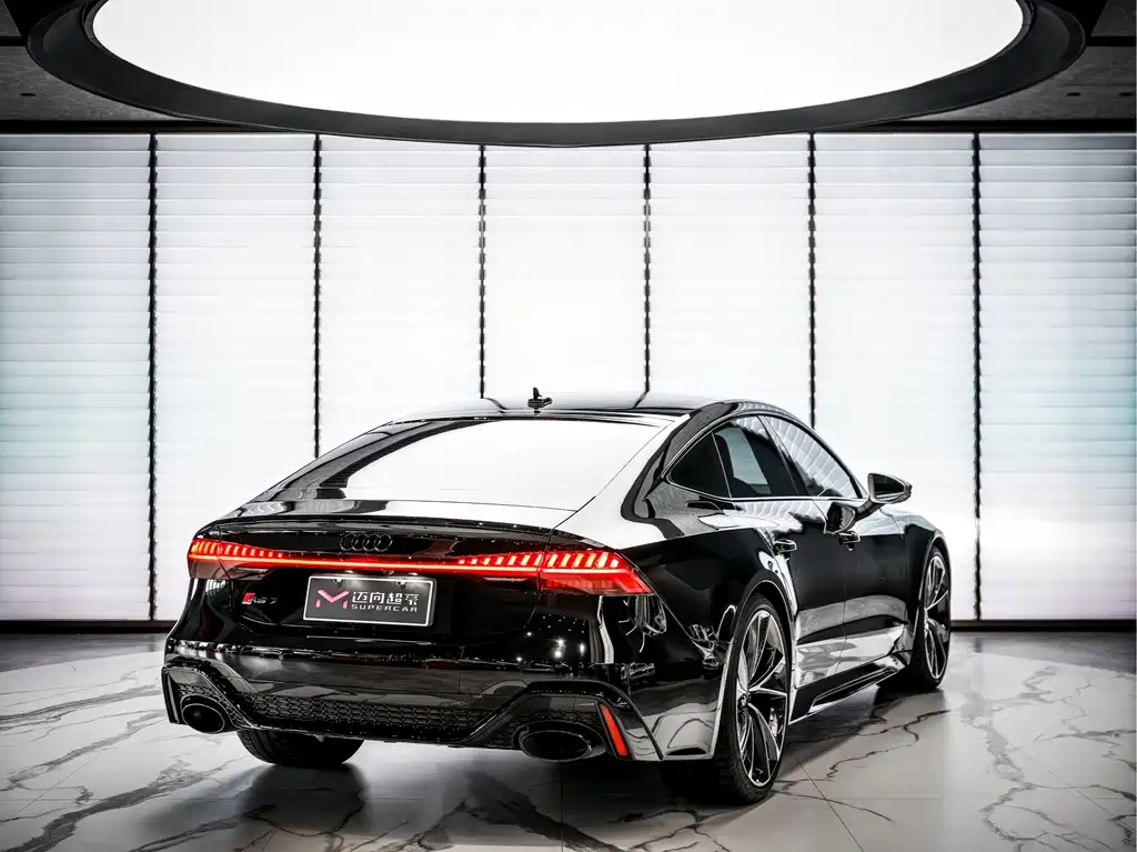 Audi RS 7 — фото 5