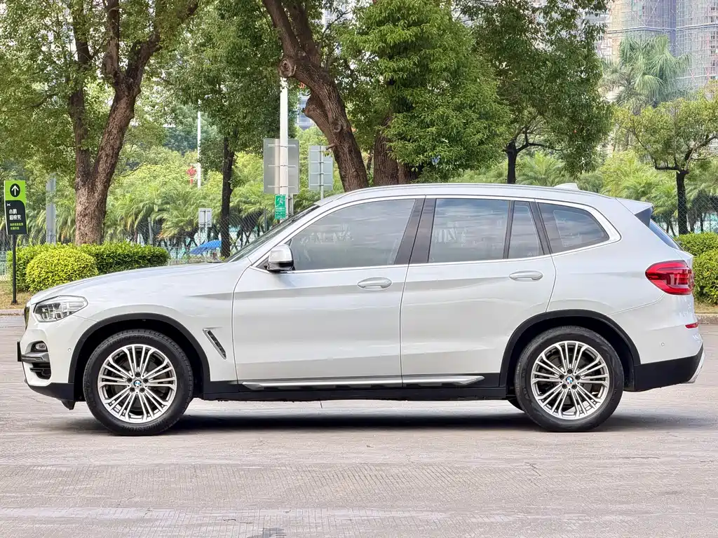 BMW X3 — фото 4