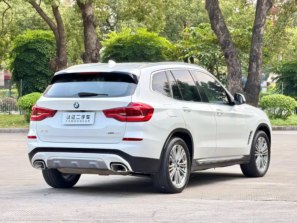 BMW X3 — фото 5