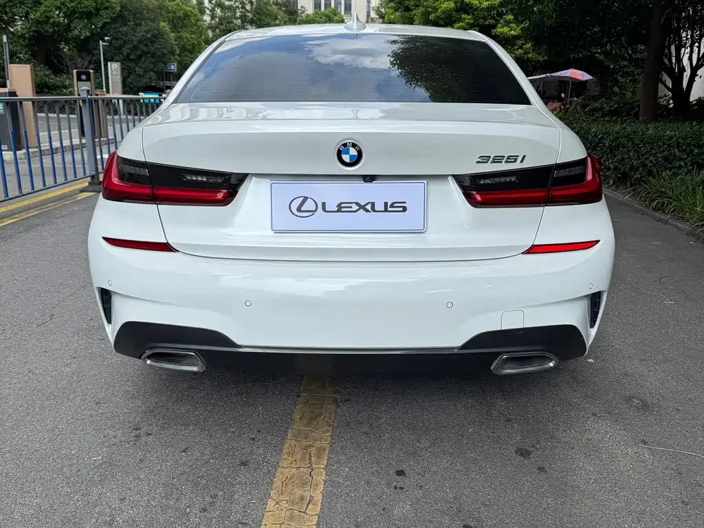 BMW 3 Series — фото 16