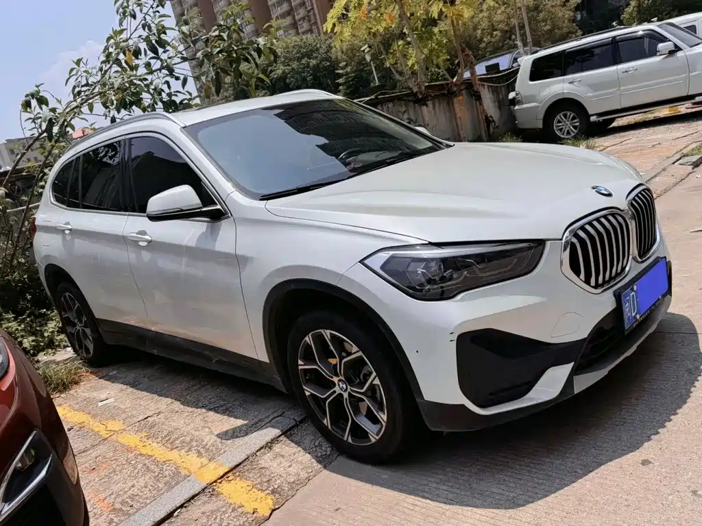 BMW X1 — фото 3