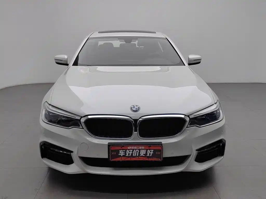 BMW 5 Series — фото 3