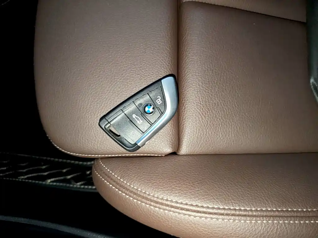 BMW X1 — фото 8