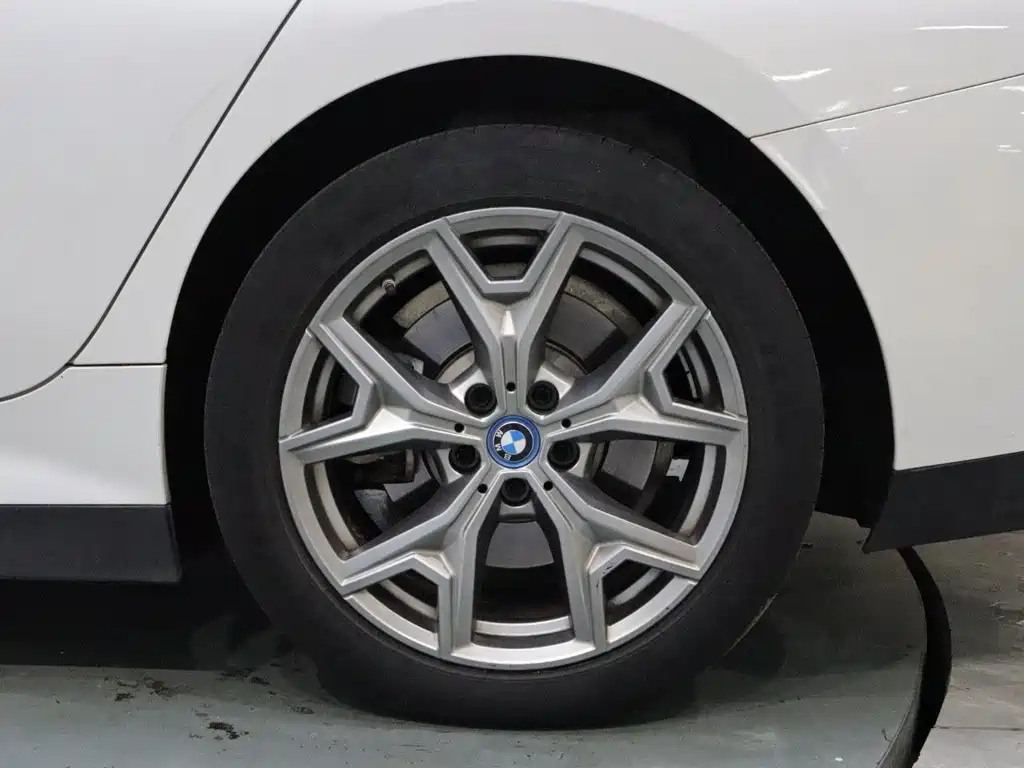 BMW i3 — фото 21