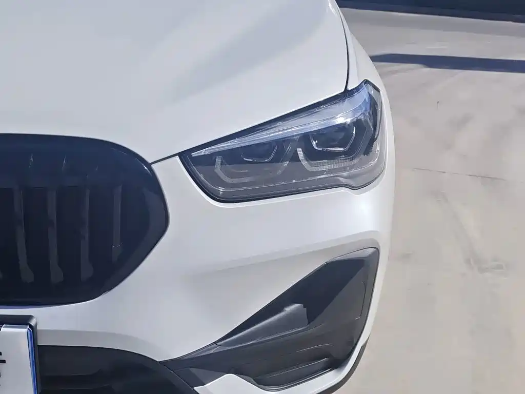 BMW X1 — фото 3