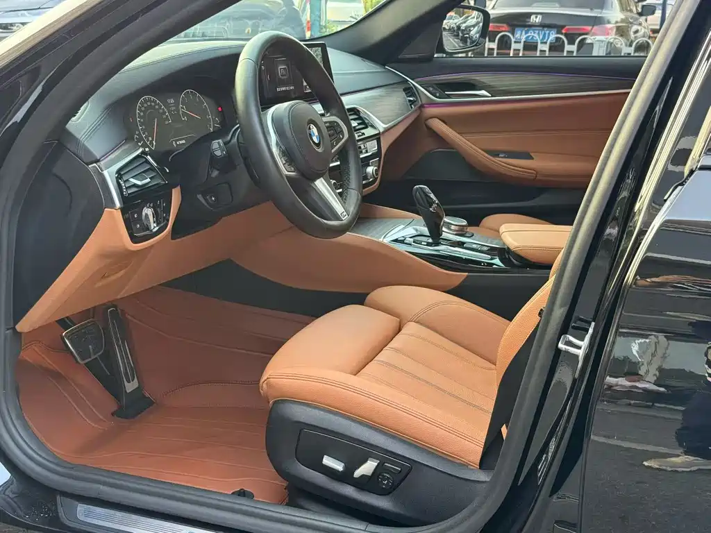 BMW 5 Series (Import) — фото 4