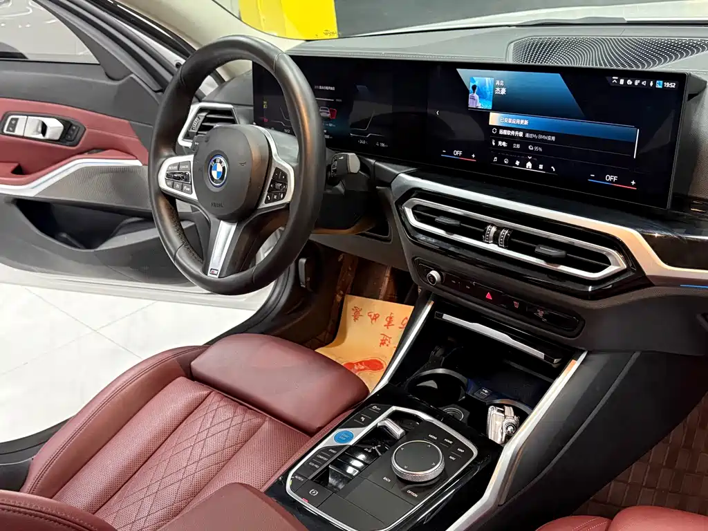 BMW i3 — фото 13