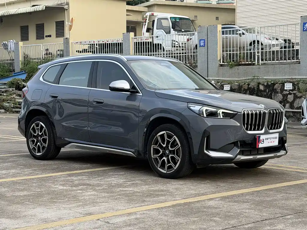 BMW X1 — фото 3
