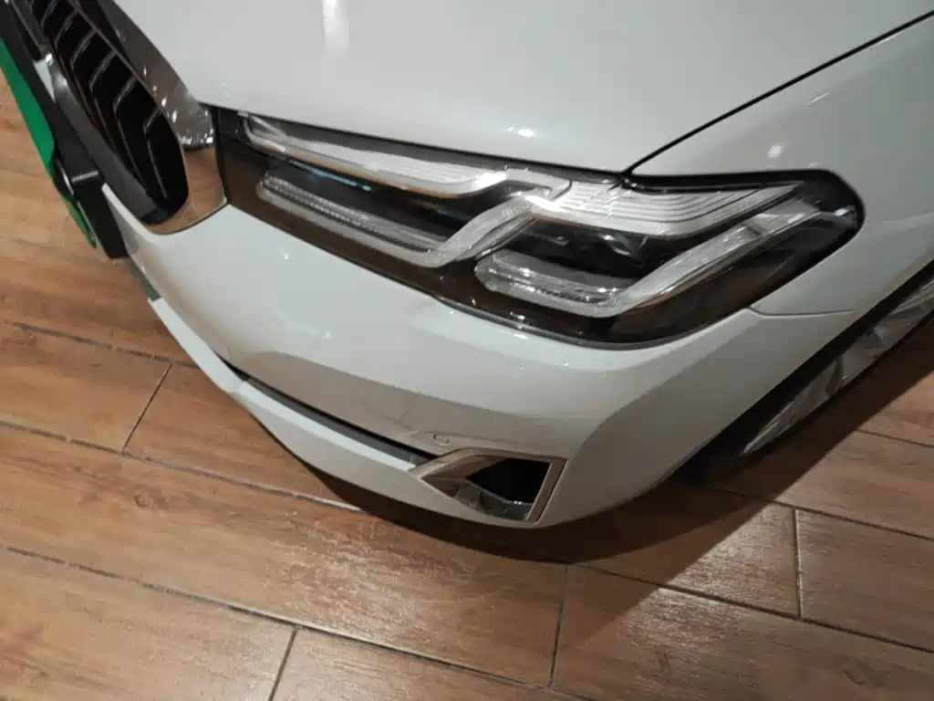 BMW 5 Series New Energy — фото 23