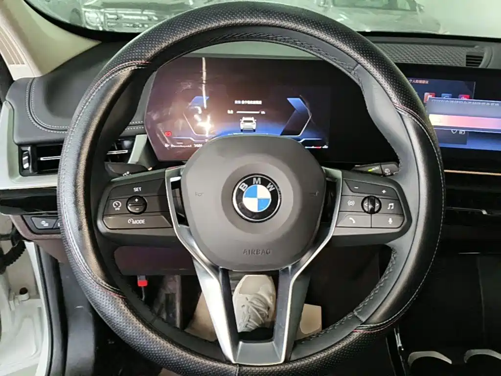 BMW X1 — фото 10